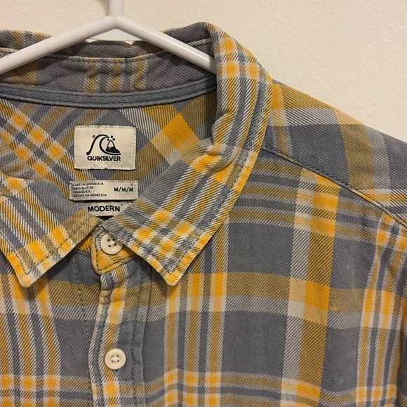 Men’s flannel Quicksilver long sleeve shirt - Picture 3 of 3